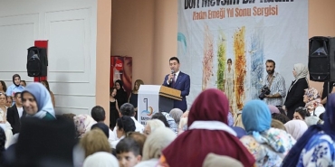 bayraklinin-ureten-kadinlari-eserlerini-sergiledi.jpg