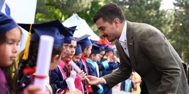 cankayali-miniklerin-mezuniyet-heyecani.jpg
