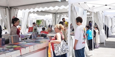 kadikoy-kitap-gunleri-basladi.jpg