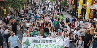karsiyaka-dunya-cevre-gununu-farkindalik-etkinlikleriyle-kutladi.jpg