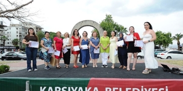 karsiyakanin-kurs-merkezlerine-yil-sonu-senligi.jpg