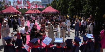 kecioren-belediyesi-cocuk-gelisim-merkezlerinde-mezuniyet-coskusu.jpg