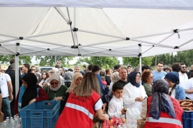 menemen-belediyesi-yksde-de-ogrenci-ve-velilerin-yaninda.jpg