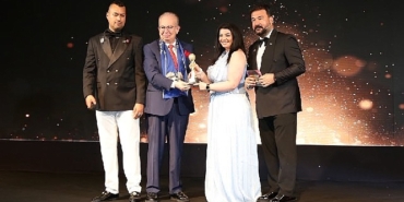 mine-topbas-kadinlarin-hayatini-yapay-zeka-ve-girisimcilikle-donusturuyor.jpg