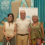 niluferli-kadinlar-yilin-yazarini-siirleri-ile-andi.jpg