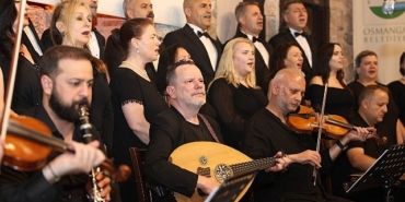 osmangazide-sarkilar-babalar-icin-seslendirildi.jpg
