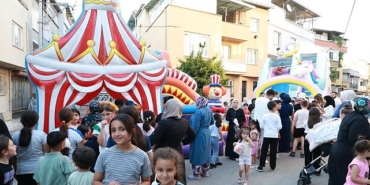 osmangazide-yaz-mahalle-senlikleri-coskuyla-basladi.jpg
