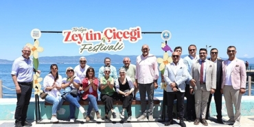 tirilyede-2-zeytin-cicegi-festivali-basladi.jpg