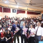 universite-sinavi-oncesinde-rektor-akpinardan-liselerde-kariyer-bulusmalari.jpg