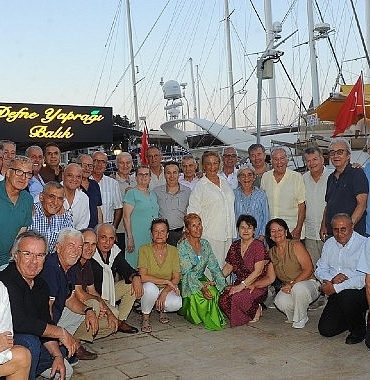 altinyunus-efsanesi-yillar-sonra-yeniden-bulustu.jpg