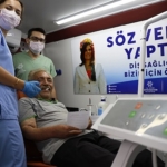 baskan-cercioglu-mobil-agiz-ve-dis-sagligi-hizmetlerini-kentin-dort-bir-yaninda-vatandaslarla-bulusturmayi-surduruyor.jpg