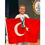 gelecegin-bilim-insani-eymen-kahramankazanin-gururu-oldu.jpg