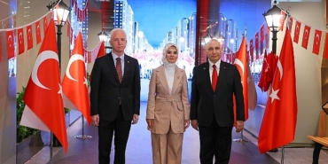 irade-bizim-zafer-bizim-sergisi-ziyaretcileriyle-bulustu.jpg