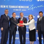 konya-bilim-merkezine-bilim-ve-toplum-calismalarini-dijitalde-yayginlastirma-odulu.jpg