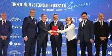 konya-bilim-merkezine-bilim-ve-toplum-calismalarini-dijitalde-yayginlastirma-odulu.jpg
