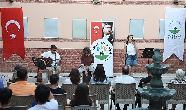 osmangazide-sadirvanli-hanin-tarihi-atmosferinde-ritimler-yukseldi.jpg