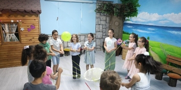 osmangazide-yaz-tatili-drama-atolyesiyle-renkleniyor.jpg