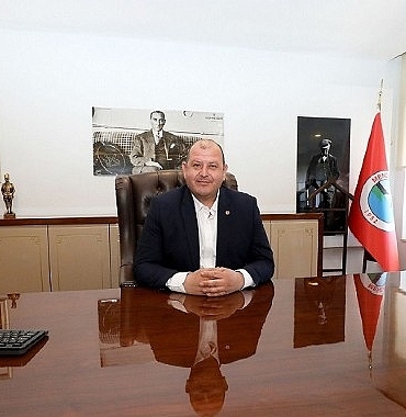 yks-tercihlerinde-menderes-belediyesi-destegi.jpg