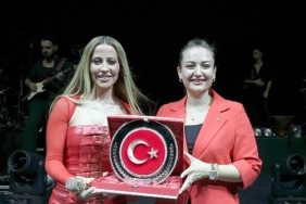 30-agustos-zafer-bayrami-antalyada-buyuk-bir-coskuyla-kutlandi.jpg