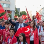 30-agustos-zafer-bayrami-gaziemirde-isin-karaca-konseriyle-kutlanacak.jpg