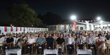 8-edremit-kitap-fuarinin-ikinci-gunu-dolu-dolu-gecti.jpg