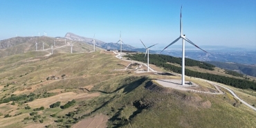 akfen-yenilenebilir-enerji-yaklasik-700-bin-hanenin-yillik-ihtiyacina-esdeger-temiz-enerji-uretti.jpg