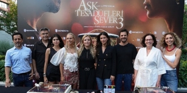 ask-tesadufleri-sever-3un-cekimleri-istanbulda-tamamlandi.jpg