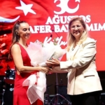 bakirkoyde-zafer-coskusu.jpg