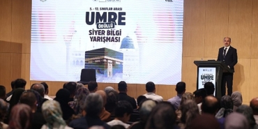 baskan-altay-umre-odullu-siyer-yarismasini-kazanan-ogrenciler-ve-aileleriyle-bulustu.jpg