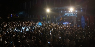 baskan-cercioglundan-mimar-sinan-parkinda-muzik-dolu-yaz-aksami.jpg
