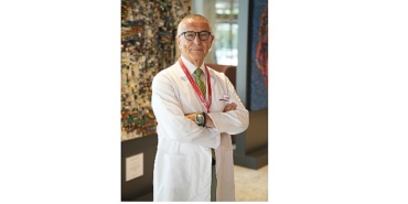 havuz-kenarinda-hayat-kurtaran-9-guvenlik-kurali.jpg