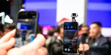 honor-robot-phone-dunyaya-tanitiliyor.jpg