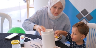 inegol-belediyesinden-atiktan-saksiya-saksidan-yasama-etkinligi.jpg