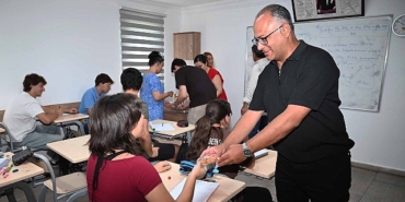 kemerde-egitime-tatli-dokunus.jpg