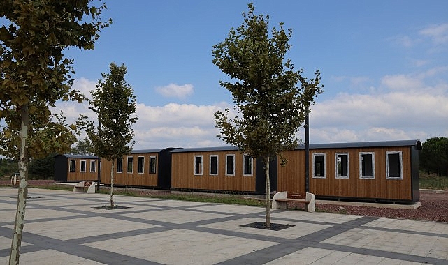 lokomotif-cocuk-koyunun-yeni-duragi-basiskele.jpg