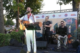 maltepede-sureyya-plajinda-muzik-ziyafeti.jpg