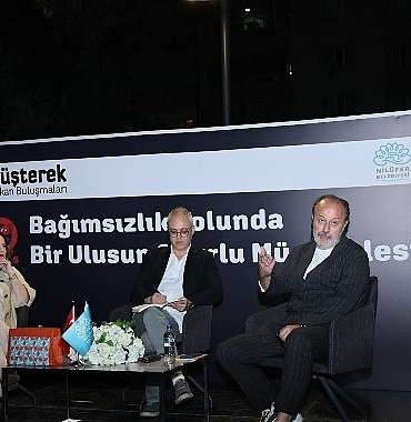 musterek-mekanda-bagimsizlik-ve-cumhuriyet-soylesisi.jpg
