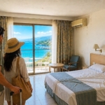 otel-tatil-koyu-sikayetleri-bir-ayda-yuzde-168-artti.jpg