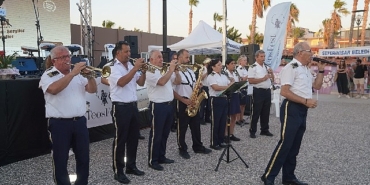 sanatcilar-sehrinde-teosfest-2026-coskuyla-basladi.jpg