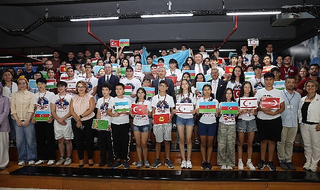 turk-dunyasinin-genc-uzay-kasifleri-uzay-kampi-turkiyede-bulustu.jpg