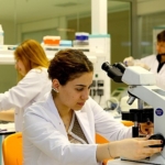 turkiyenin-ilk-twas-mukemmeliyet-merkezi-uskudar-universitesi.jpg