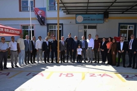 Kemer’de İlköğretim Haftası coşkuyla kutlandı