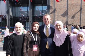 Kocaeli Kitap Fuarı’nda Filistin’e destek:  “Nehirden denize özgür Filistin!”